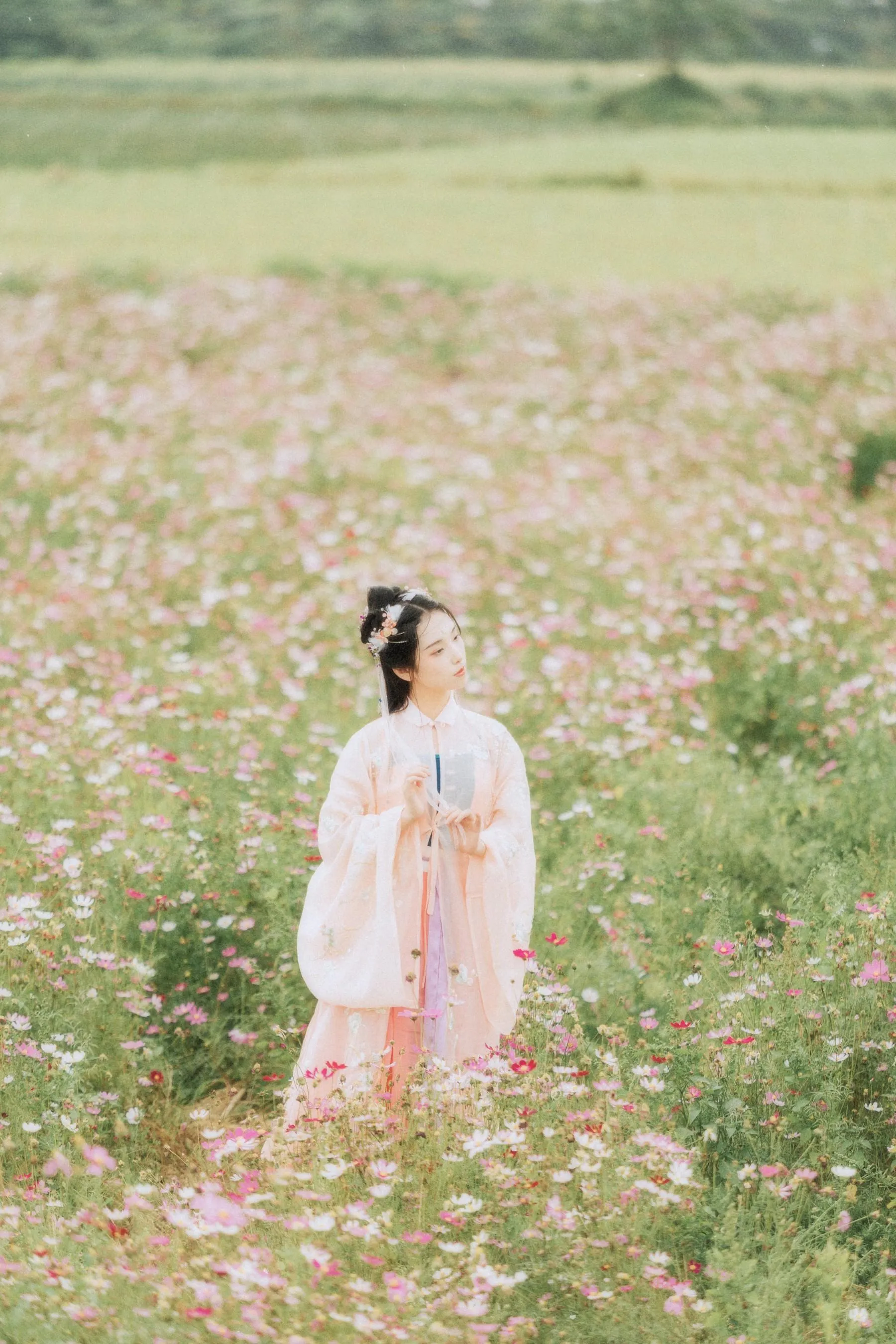 [YITUYU艺图语]2021.09.03 繁花孤影 茶茶 [24P]插图